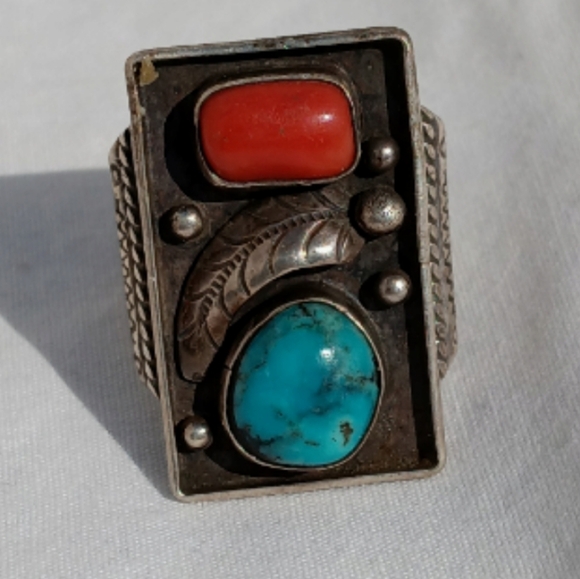 Native American Shadowbox Rectangle Turquoise Coral Sterling Silver Ring Size 10